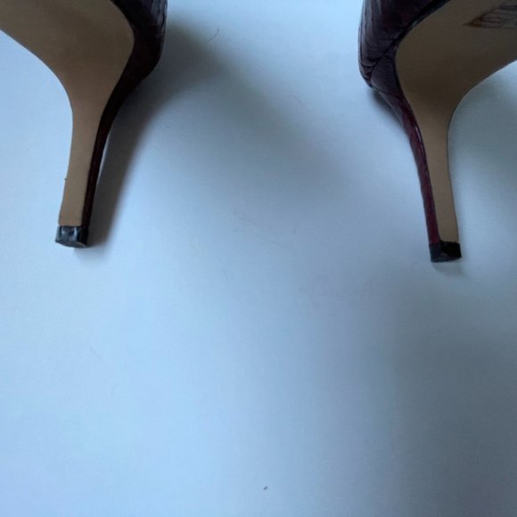 Vince Camuto Heels Pointy Toe Pumps Heels With Snake Print Plum Redish EUC - Picture 14 of 16